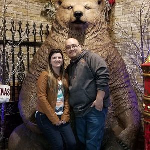 Meet your Posher, Victor